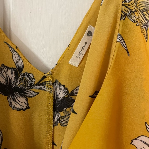 Yellow Floral High-low Wrap Dress - Size L - Picture 5 of 6